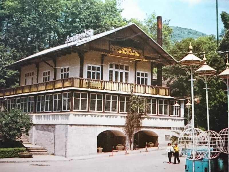 SZCZAWNICA-KROŚCIENKO. PLAC DIETLA... FOT SADOWSKI