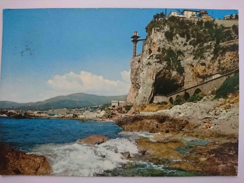 GRIMALDI DI VENTIMIGLIA. BALZI ROSSI E ASCENSORE