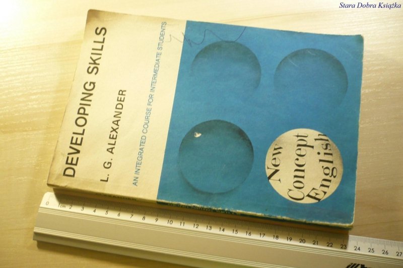 DEVELOPING SKILLS - L. G. Alexander 1987
