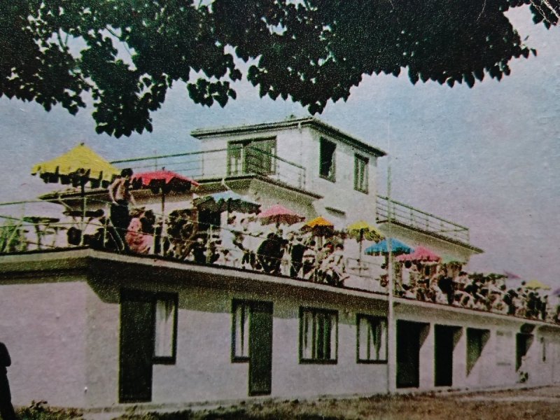 OTMUCHÓW. RESTAURACJA NAD JEZIOREM FOT. ŚMIETAŃSKI