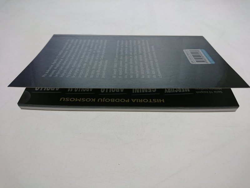 APOLLO. HISTORIA PODBOJU KOSMOSU - R. Godwin 2005