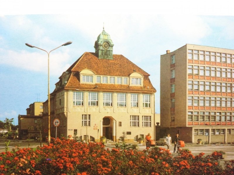 NOWOGARD. FRAGMENT PLACU WOLNOŚCI FOT. JABŁOŃSKA