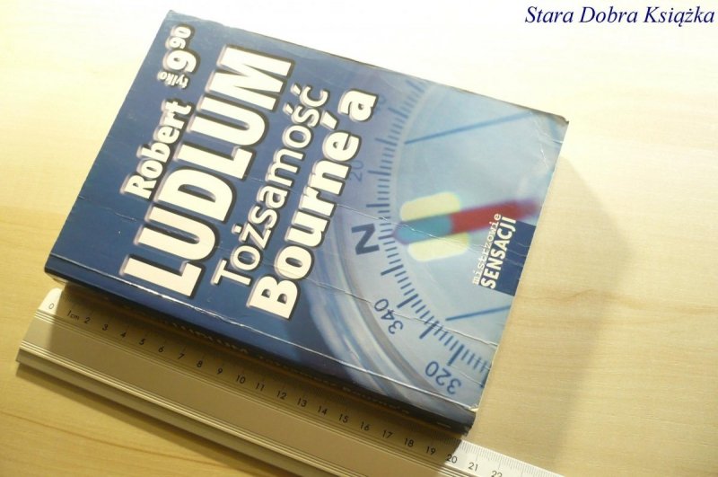 TOŻSAMOŚĆ BOURNE'A - Robert Ludlum 2005