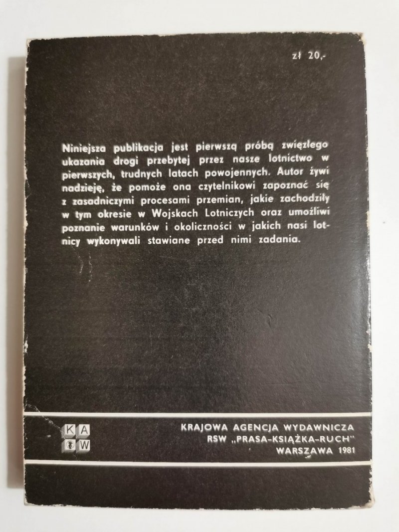 LOTNICTWO POLSKIE W PIERWSZYCH LATACH POWOJENNYCH - Czesław Krzemiński 1981