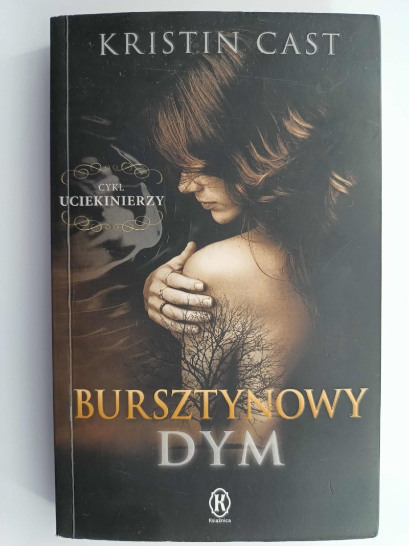 BURSZTYNOWY DYM - Kristin Cast