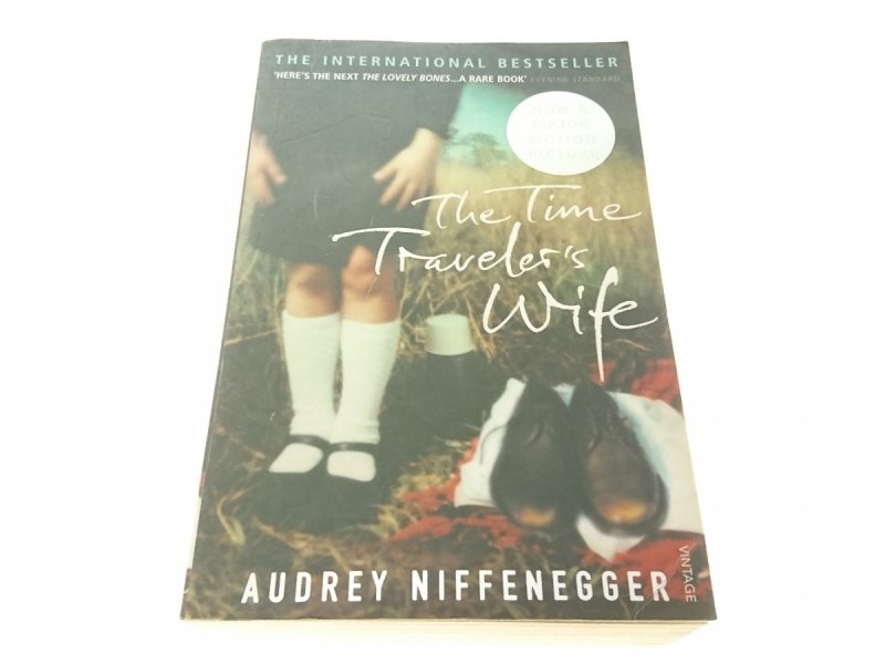THE TIME TRAVELERS WIFE - Audrey Niffenegger