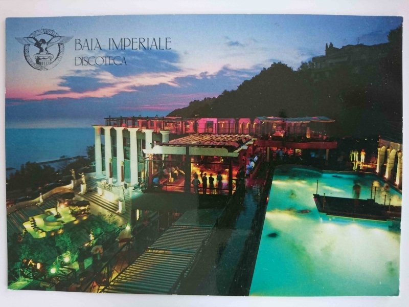 BAIA IMPERIALE. DISCOTECA
