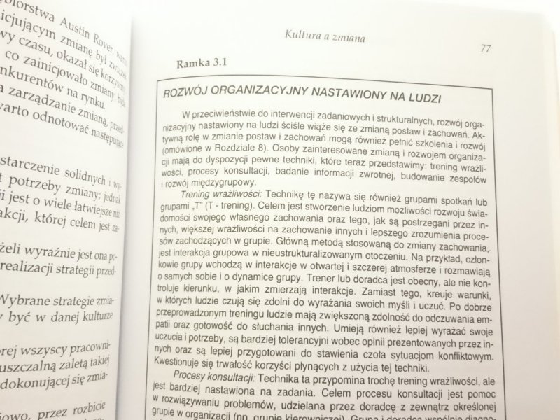 ZARZĄDZANIE ZASOBAMI LUDZKIMI Eugene McKenna 1999