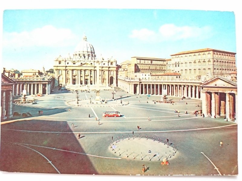 CITA DEL VATICANO – PIAZZA S. PIETRO