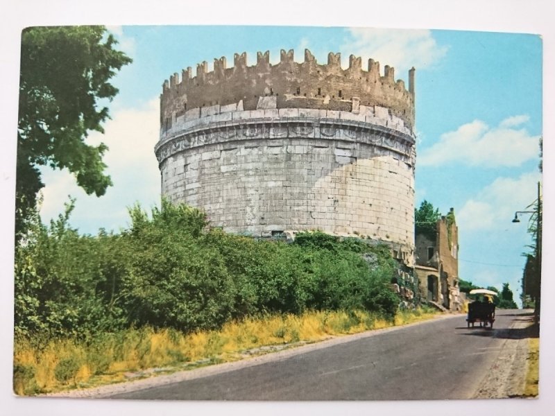 ROMA. TOMBA DI CECILIA METELLA E VIA APPIA ANTICA