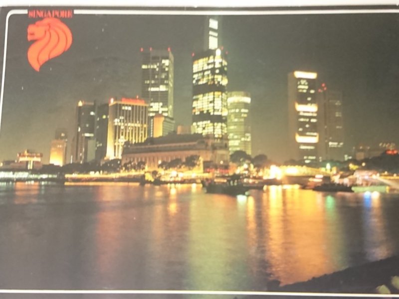 SINGAPORE. NIGHT VIEW OF COMMERCIAL AREA