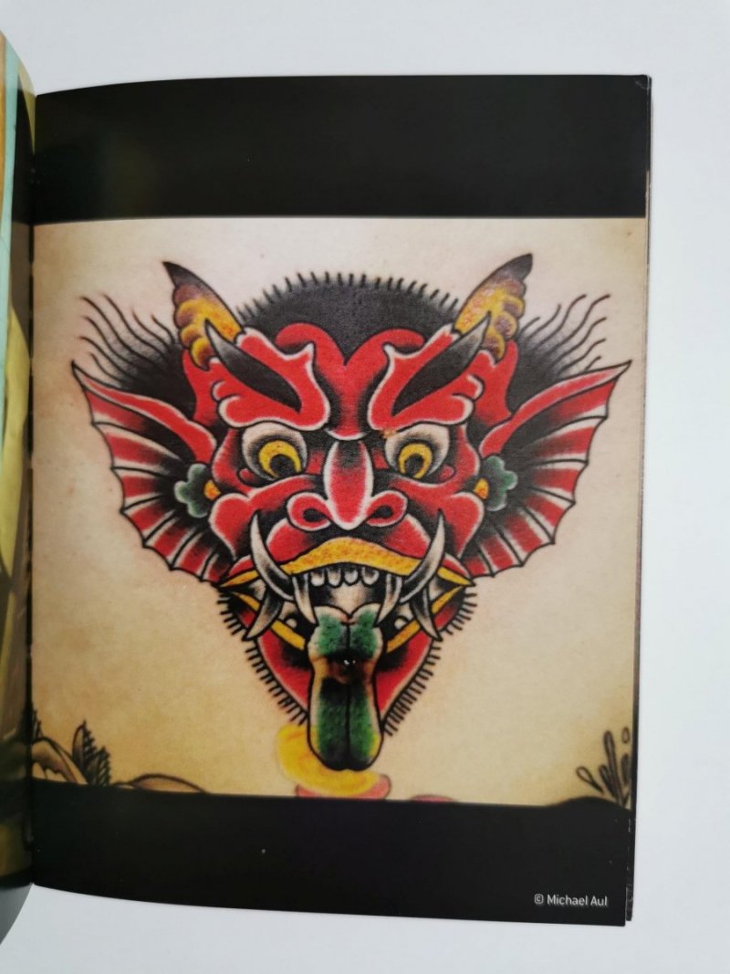 Tatuaże album. TATTOOS 2010
