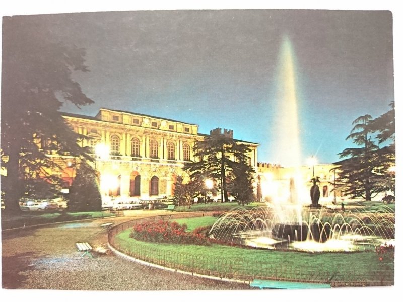 VERONA. PIAZZA BRA 