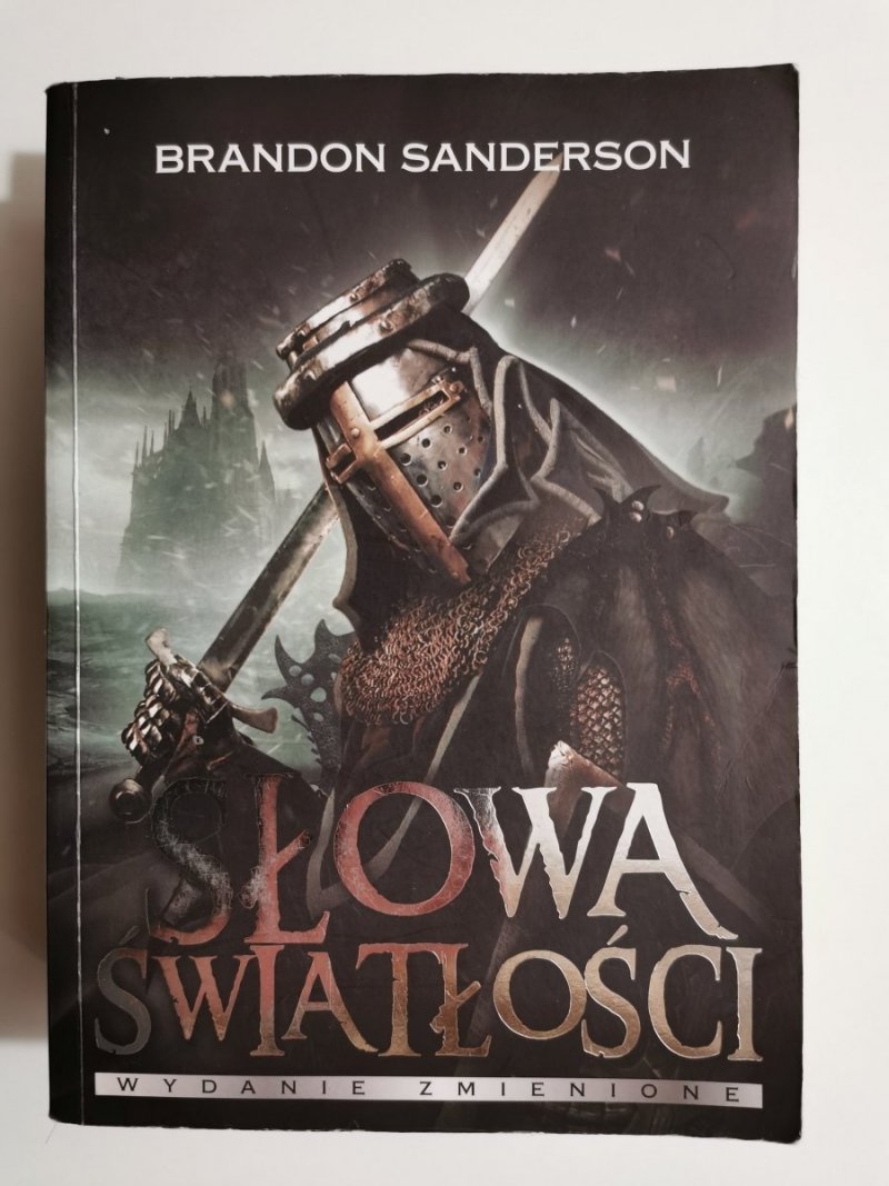 SŁOWA ŚWIATŁOŚCI - Brandon Sanderson 