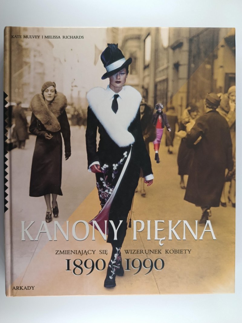 KANONY PIĘKNA - Kate Mulvey