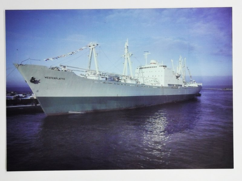 ZDJĘCIE. STATEK W PORCIE – WESTERPLATTE  Fot. Janusz Uklejewski 