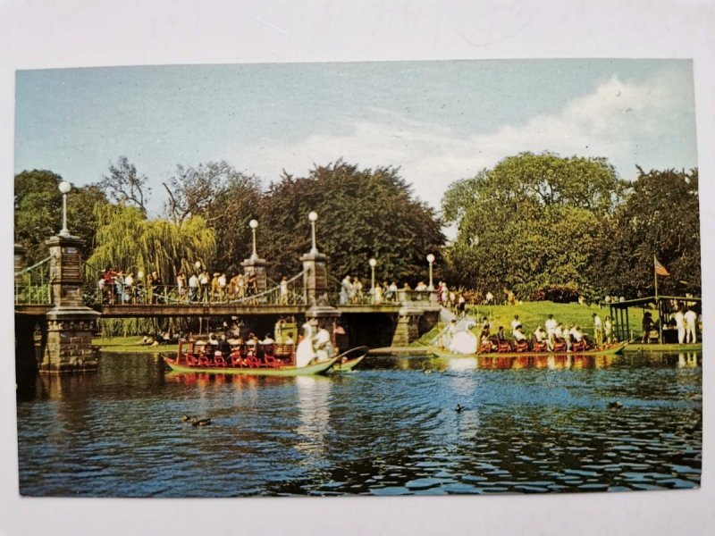 SWAN BOATS. PUBLIC GARDENS BOSTON MASS.