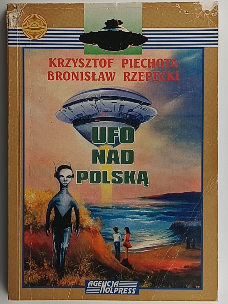 UFO NAD POLSKĄ - Krzysztof Piechota