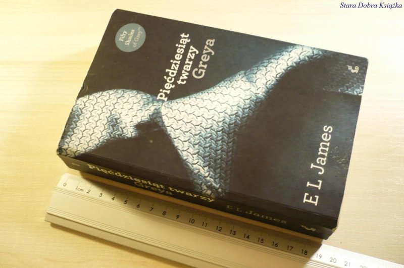 PIĘĆDZIESIĄT TWARZY GREYA - E L James 2012