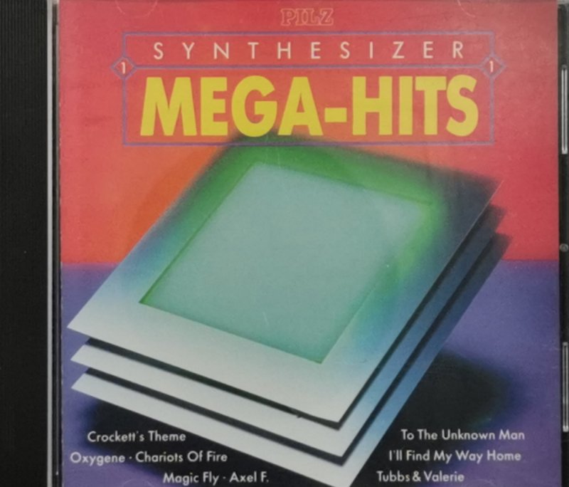 CD. SYNTHESIZER MEGA-HITS