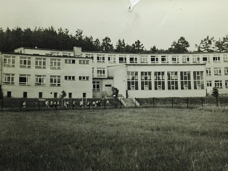 RUDNIK. SZKOŁA PODSTAWOWA FOT. T. WASILEWSKI