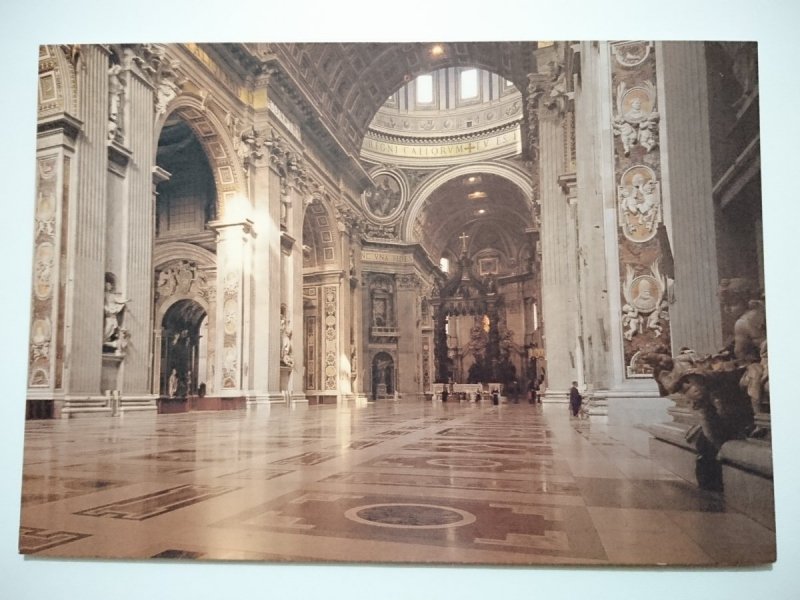 ROMA. BASILICA OF ST. PETER - INTERIOR