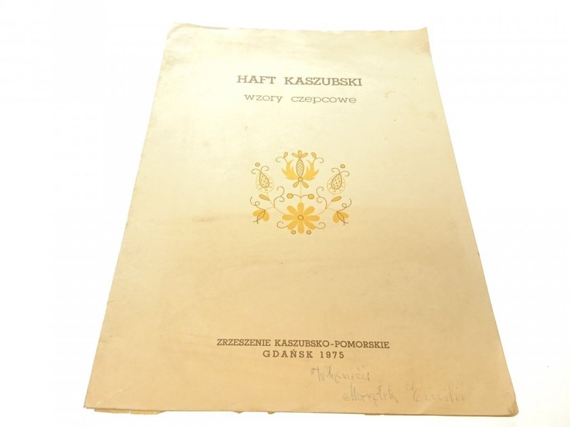 HAFT KASZUBSKI. WZORY CZEPCOWE 1975