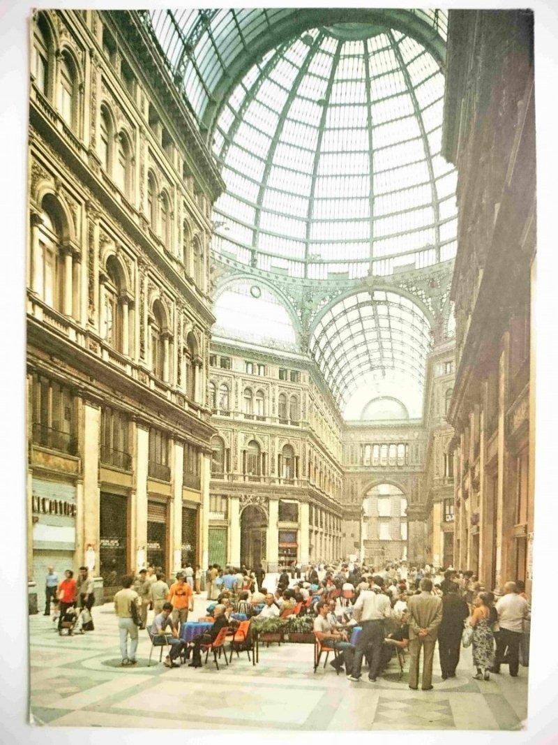 NAPOLI. GALLERIA UMBERTO I