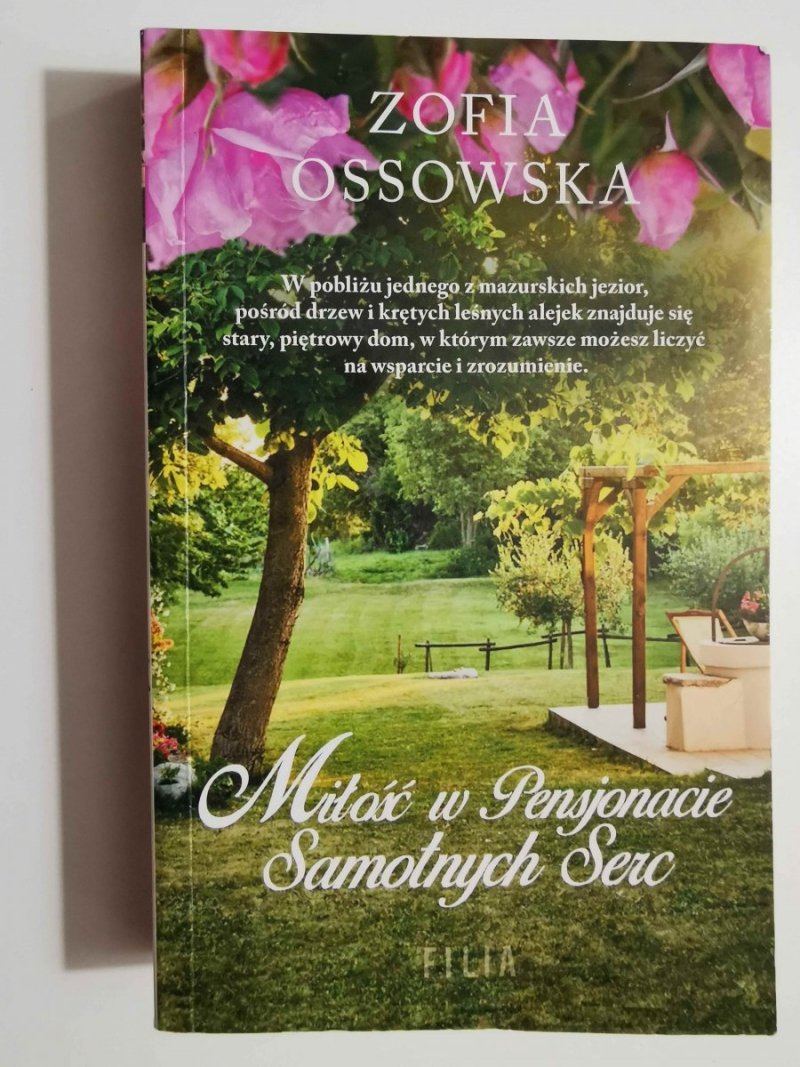 MIŁOŚĆ W PENSJONACIE SAMOTNYCH SERC - Zofia Ossowska 