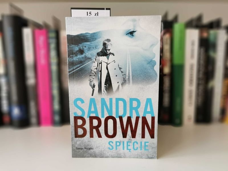 SPIĘCIE - Sandra Brown