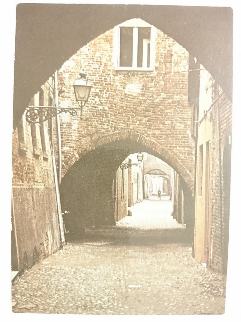 FERRARA. VIA DELLE VOLTE