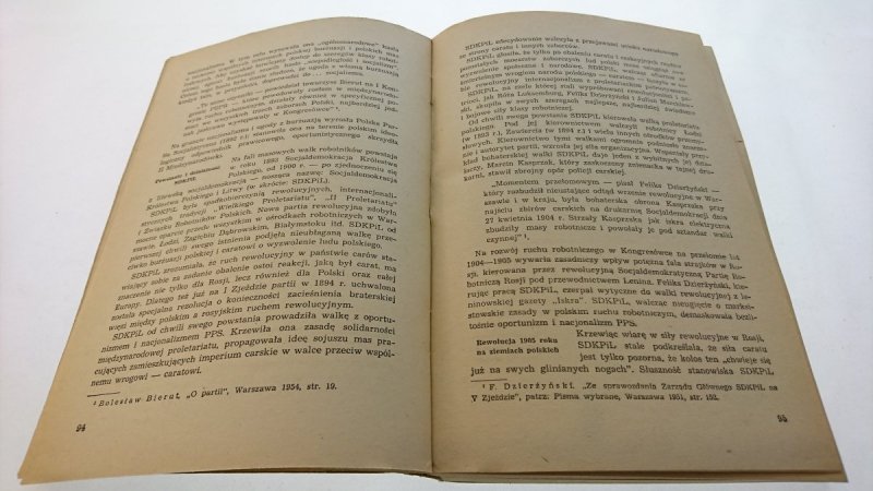 PODRĘCZNIK DLA SZKÓŁ POLITYCZNYCH I ROK NAUKI 1954