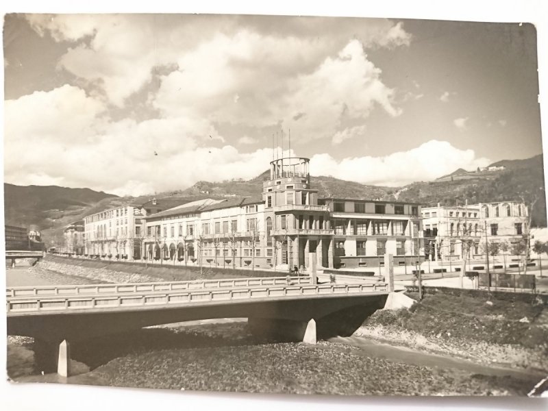 VALDAGNO. SEDE DEL CRAL. MARZOTTO DAL LATO PISCINA