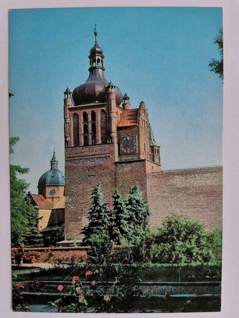 PŁOCK. GOTYCKA WIEŻA ZEGAROWA Z XIV WIEKU FOT. CHOJNACKI, ZBORSKI