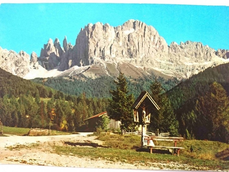 DOLOMITI. THE ROSENGARTEN FROM ST. CIPRIANO