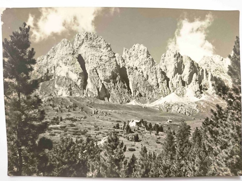 RIFUGIO FIRENZE M. 2040 GEISLERHUTTE GRUPPO DI ODLE M. 3205
