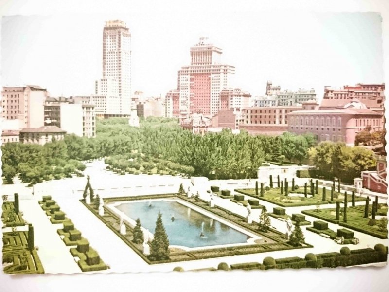 MADRID. PANORAMICA DE LOS JARDINES DE SABATINI