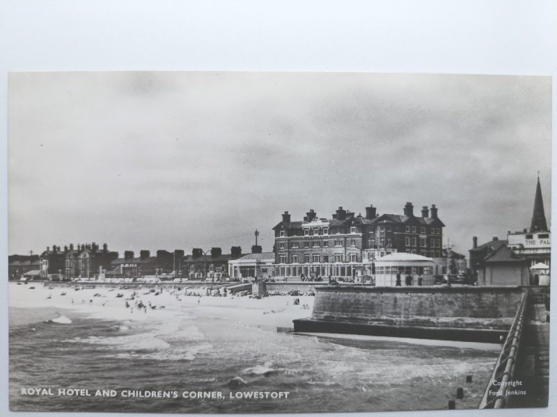 ROYAL HOTEL AND CHILDREN S CORNER, LOWESTOFT