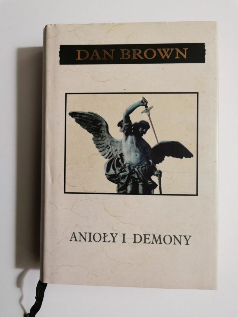 ANIOŁY I DEMONY - Dan Brown 