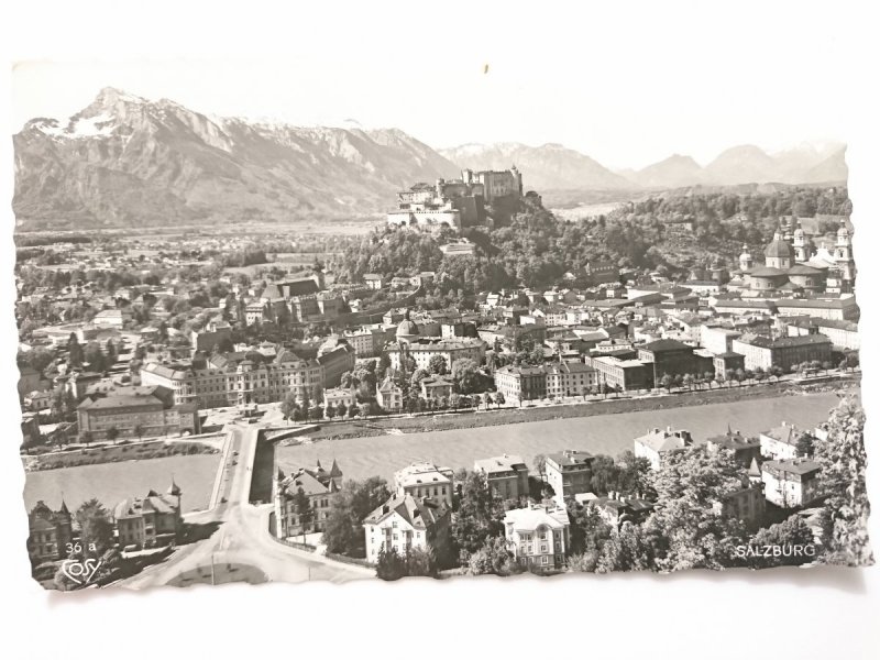 IM HINTERGRUND V. L. UNTERSBERG