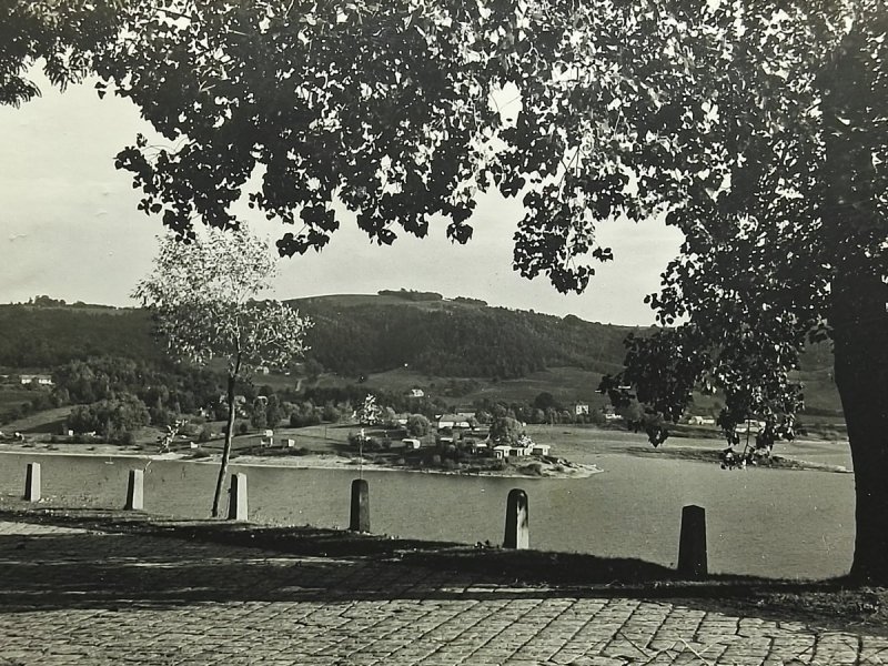 JEZIORO ROŻNOWSKIE FOT. S. ARCZYŃSKI 