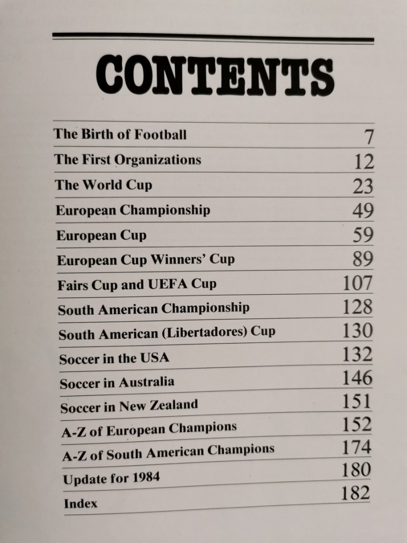 THE HAMLYN WORLD ENCYCLOPEDIA OF FOOTBALL