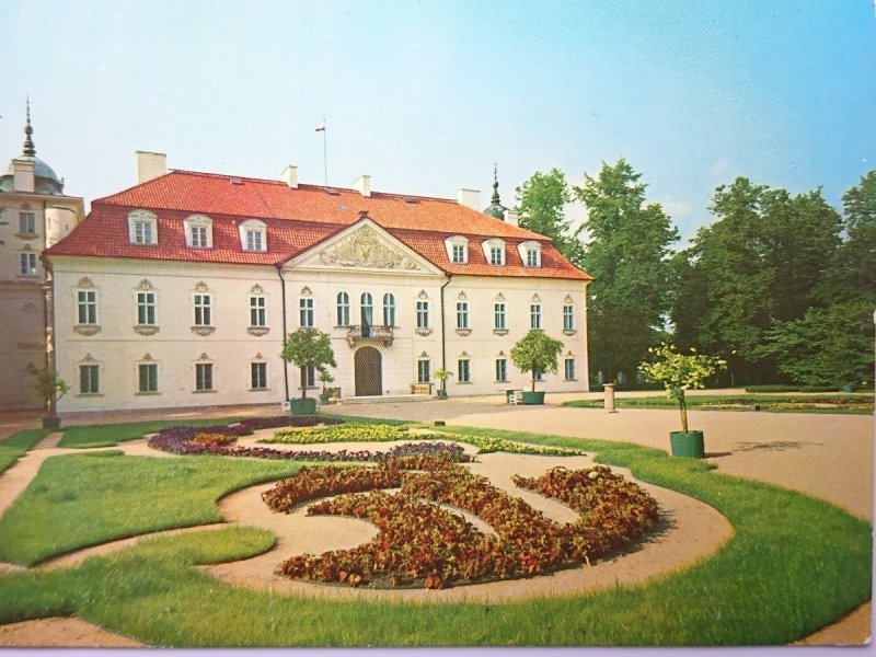 NIEBORÓW. BAROKOWY PAŁAC Z KOŃCA XVII w.