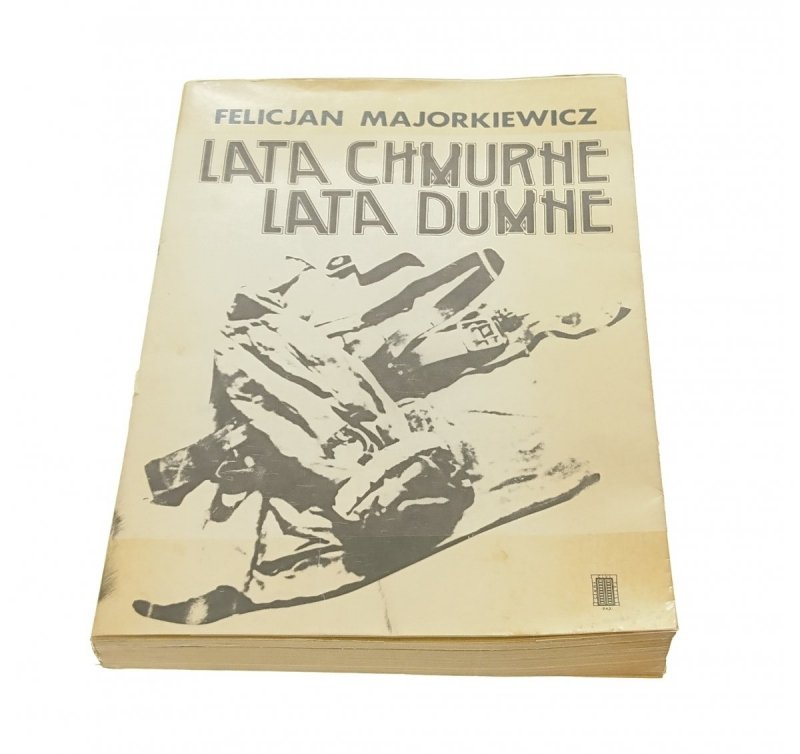 LATA CHMURNE LATA DUMNE - Majorkiewicz 1983