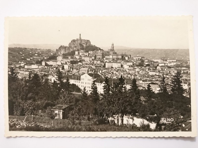 LE PUN-EN-VELAY (HAUTE-LOIRE) ALT. 630 m. CURE D'AIR