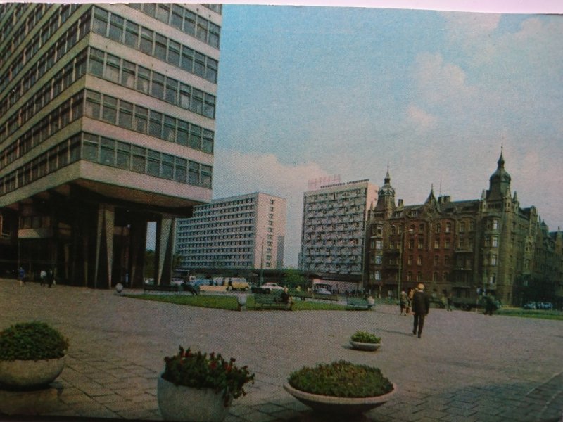 KATOWICE. ULICA ARMII CZERWONEJ FOT. K. JABŁOŃSKI