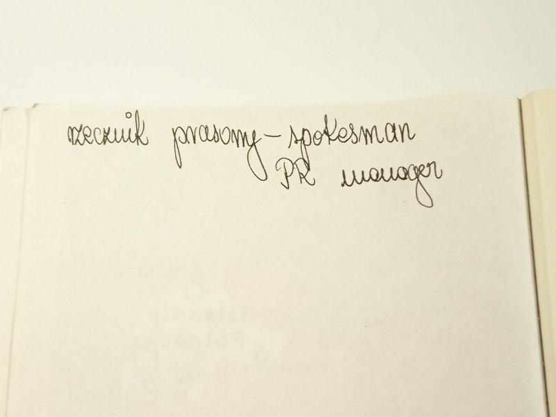 ROZMÓWKI ZE SŁOWNICZKIEM ANGIELSKIE 2011
