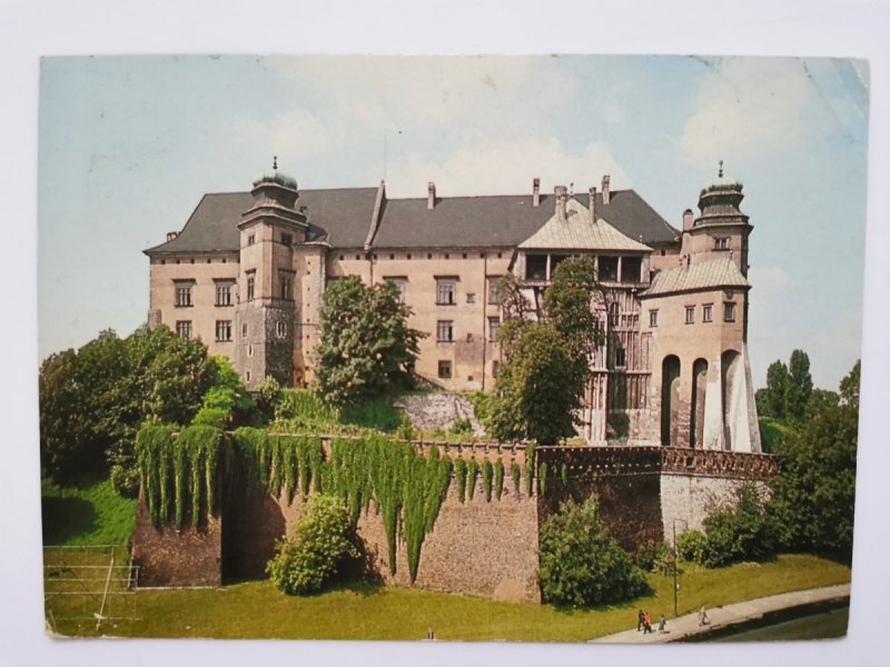 KRAKÓW. ZAMEK KRÓLEWSKI NA WAWELU FOT. JABŁOŃSKA