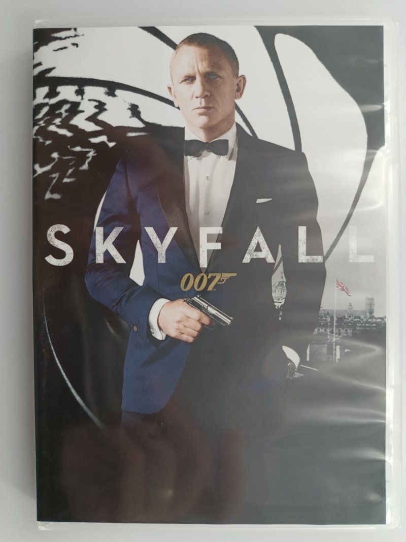 DVD. SKYFALL 007