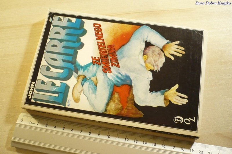 ZE ŚMIERTELNEGO ZIMNA - John Le Carre 1990